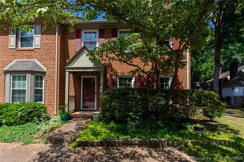 147 Kenilworth Dr, Newport News, VA 23606