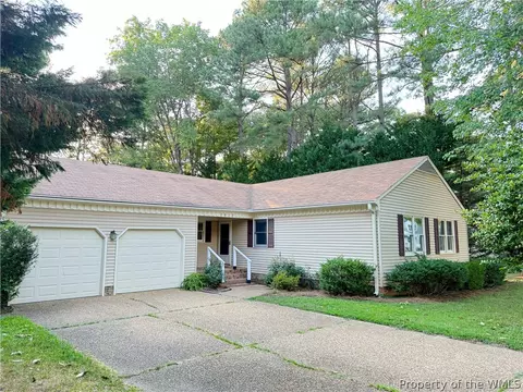 2813 Hidden Lake Dr, Williamsburg, VA 23185