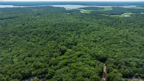 2153 Jolly Pond Rd, Williamsburg, VA 23188