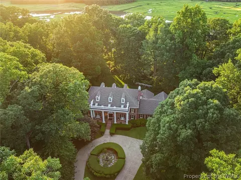 174 Dennis Dr, Williamsburg, VA 23185