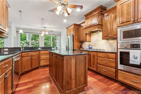 8116 Wrenfield Dr, Williamsburg, VA 23188