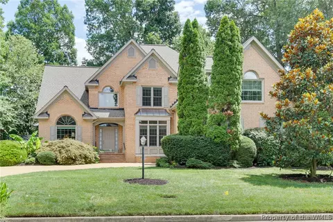 102 Chase Oak Ct, Yorktown, VA 23693