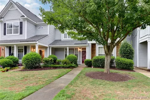 608 Windbrook Cir, Newport News, VA 23602
