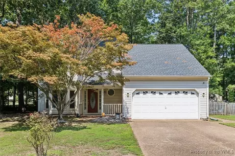 101 Blackberry Bnd, Yorktown, VA 23693
