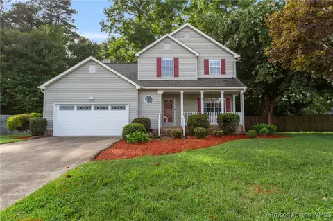 14 W Dressage Ct, Hampton, VA 23666