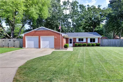 114 Haviland Dr, Newport News, VA 23601