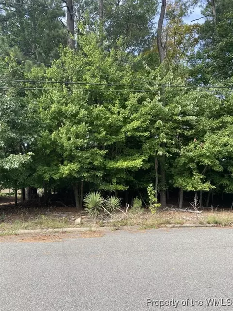 128 W Rexford Dr, Newport News, VA 23608