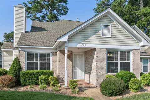726 Broad Bay Cv, Newport News, VA 23602