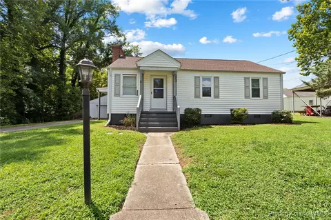 203 Pinetree Rd, Williamsburg, VA 23185
