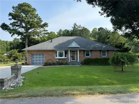 201 Basta Dr, Yorktown, VA 23692