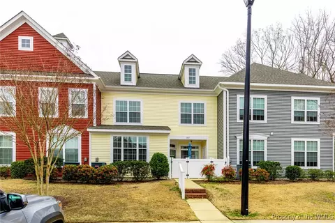 807 Promenade Ln, Williamsburg, VA 23188