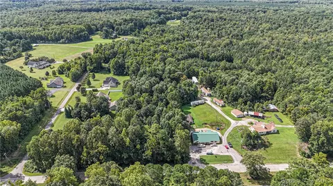 9231 Richmond Rd, Williamsburg, VA 23089