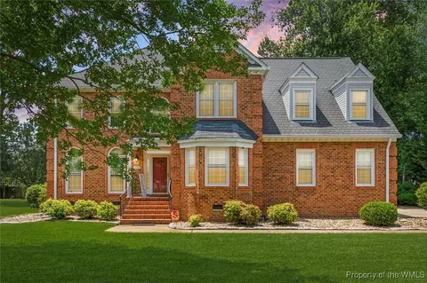 102 Piankatank Turn, Yorktown, VA 23693