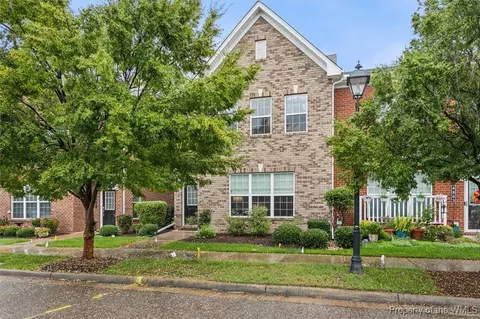 4805 Settlers Market Blvd, Williamsburg, VA 23188