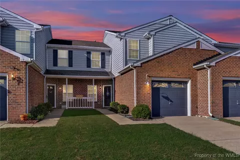 119 Chanticlair Dr, Yorktown, VA 23693