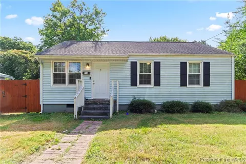 716 Randolph Rd, Newport News, VA 23605