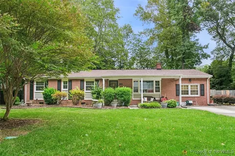 156 Menchville Rd, Newport News, VA 23602