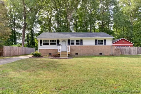 30 Bruton Ave, Newport News, VA 23601
