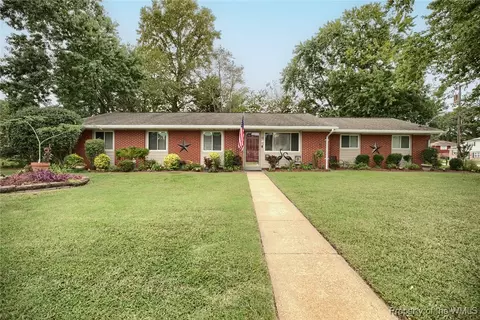 13 Overton Dr, Hampton, VA 23666