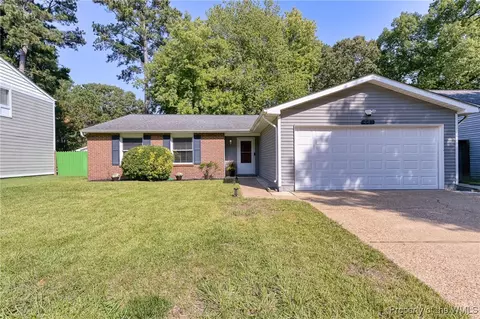 441 Michael Irvin Dr, Newport News, VA 23608