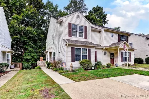 45 Creekstone Dr, Newport News, VA 23603