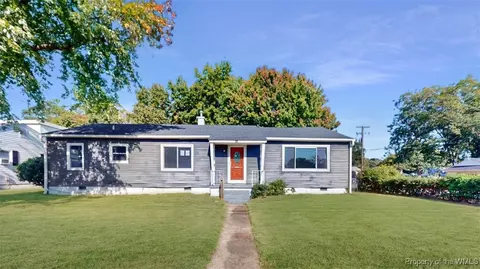 17 Aspenwood Dr, Hampton, VA 23666