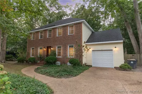 7555 Vincent Dr, Toano, VA 23168