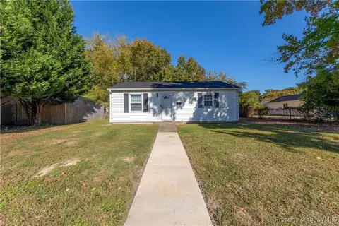 7704 Vernon Pl, Newport News, VA 23605