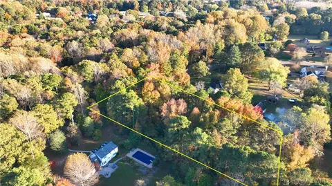 112 Tanbark Ln, Williamsburg, VA 23188