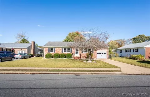 82 Fort Worth St, Hampton, VA 23669