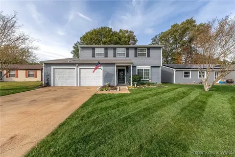 917 Chatsworth Dr, Newport News, VA 23601