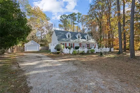 203 St Georges Blvd, Williamsburg, VA 23185