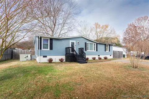 304 Cattail Ln, Yorktown, VA 23693