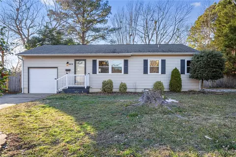 409 Samuelson Ct, Newport News, VA 23605