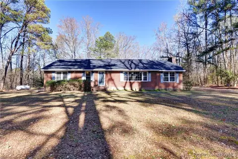 9500 Richmond Rd, Lanexa, VA 23089