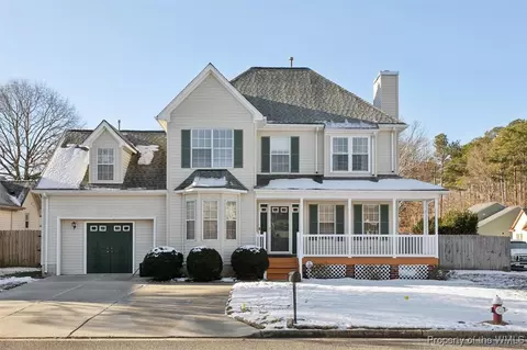 721 Fawn Lake Dr, Newport News, VA 23608