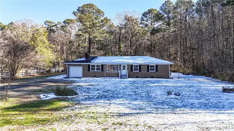 17089 N Carolina Ave, Windsor, VA 23487