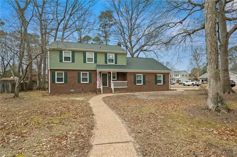 200 Fielding Lewis Dr, Yorktown, VA 23692