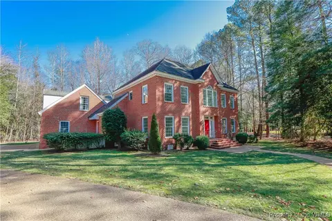 100 N Berwick, Williamsburg, VA 23188