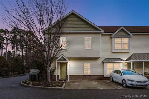 817 Skelton Way, Newport News, VA 23608