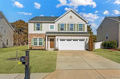 211 Mayberry Ct, Newport News, VA 23601