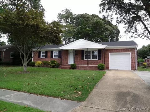 390 Nicewood Dr, Newport News, VA 23602