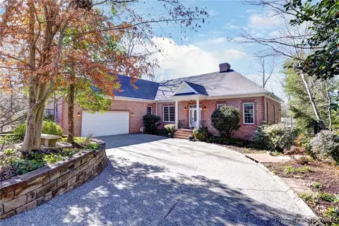 140 John Pott Dr, Williamsburg, VA 23188