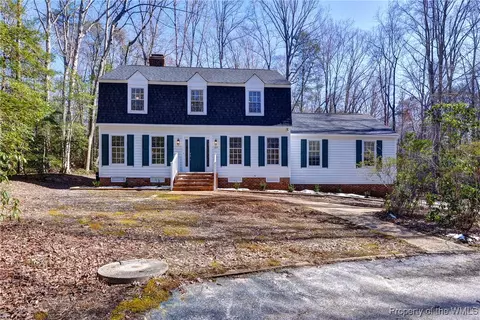 107 Penn Dr, Williamsburg, VA 23188