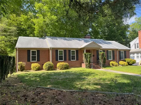 126 Matoaka Ct, Williamsburg, VA 23185