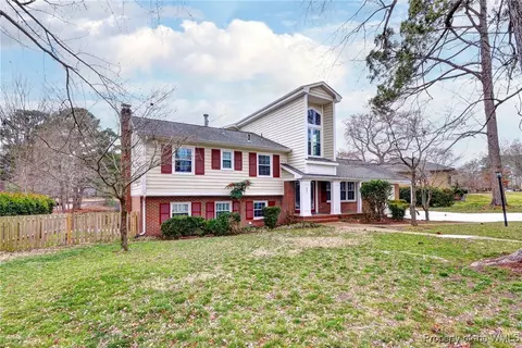 601 Windemere Rd, Newport News, VA 23602