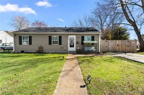 1902 Moger Dr, Hampton, VA 23663