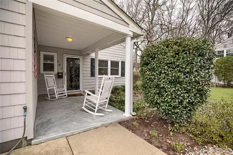 105 Wilderness Rd, Hampton, VA 23669