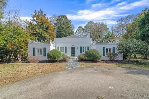 120 James River Dr, Newport News, VA 23606