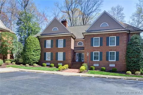 204 Woodmere Dr #D, Williamsburg, VA 23185